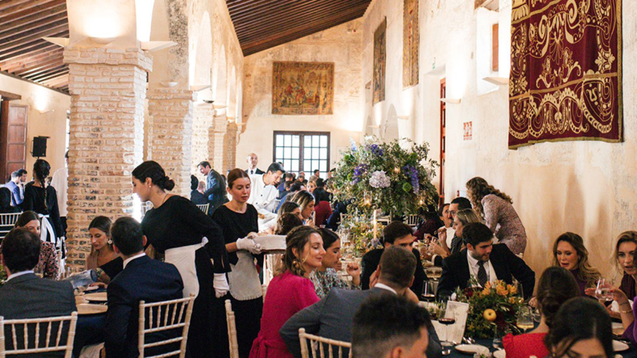 PAZ SOLDAN Arquitectura Histórica y Negocios Modernos