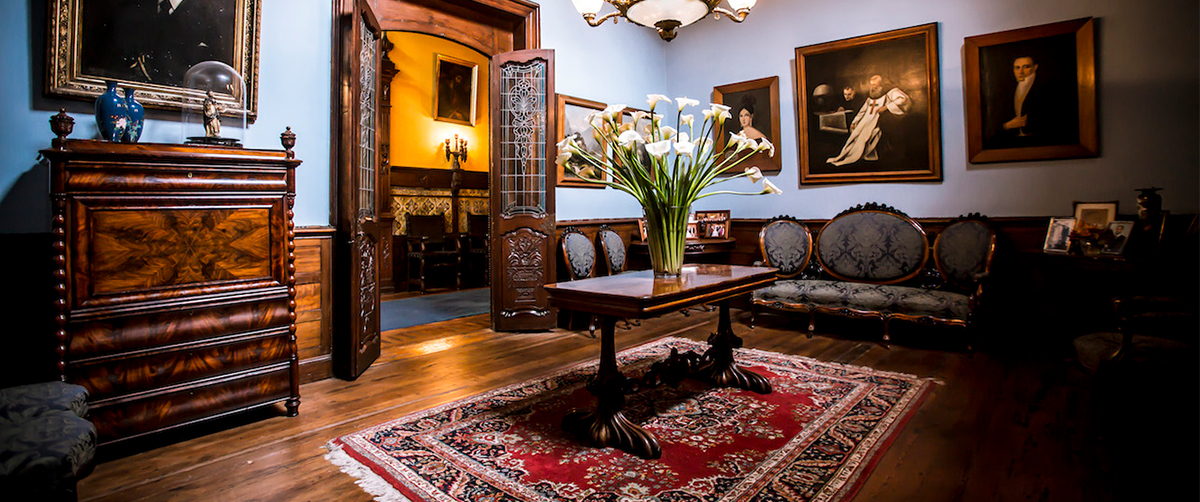 PAZ SOLDAN Del Centro Histórico a la Sala de Juntas