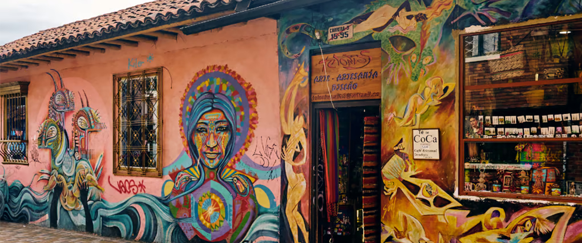 PAZ SOLDAN Muros con Historia